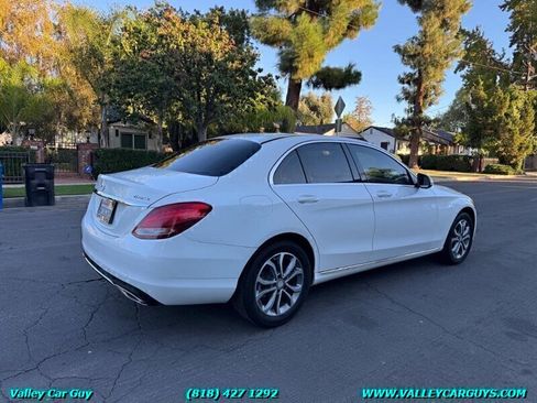 Used 2015 Mercedes-Benz C 300 4MATIC Sedan image 5