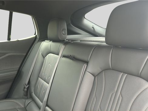 New 2026 Buick Envista Preferred FWD image 18