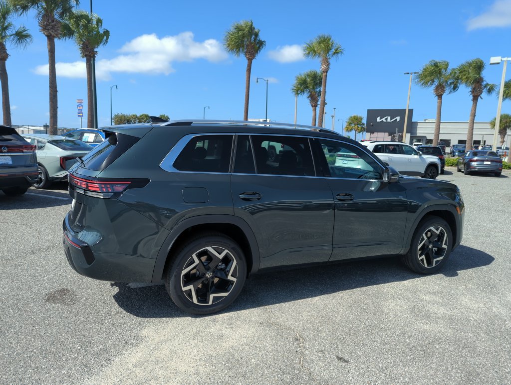 New 2027 Volkswagen Atlas SEL R-Line AWD/4WD image 5