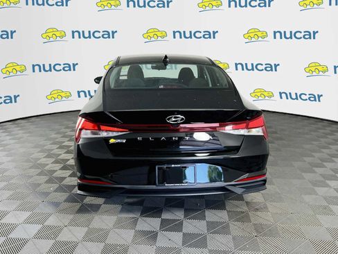 Certified 2023 Hyundai Elantra SEL w/ Cargo Package FWD image 6