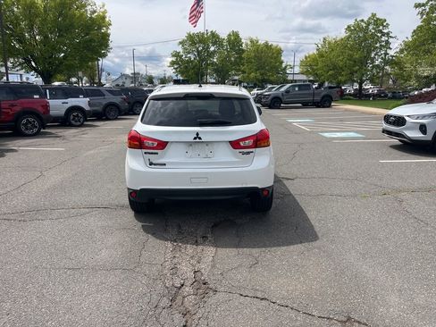 Used 2015 Mitsubishi Outlander Sport ES FWD image 5