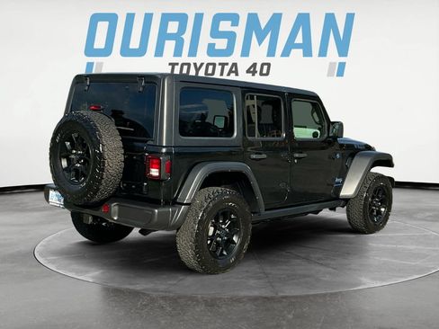 Used 2024 Jeep Wrangler Unlimited AWD/4WD image 7