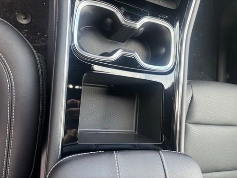 New 2026 Chevrolet Traverse LT w/ Midnight/Sport Edition image 25