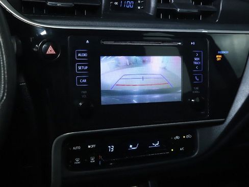 Used 2019 Toyota Corolla LE FWD image 28