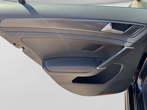 Used 2018 Volkswagen GTI Autobahn image 26