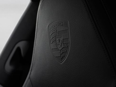 Used 2021 Porsche 911 Carrera RWD image 17