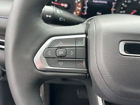 New 2026 Jeep Compass Latitude image 19