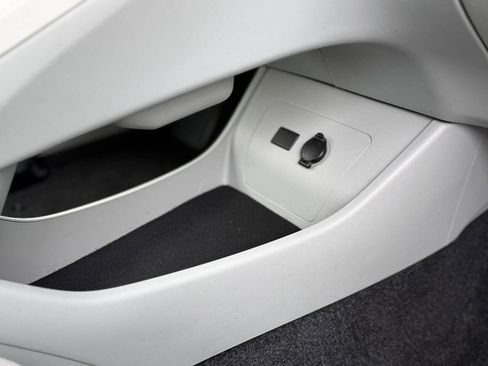 Used 2012 Toyota Prius Two image 69