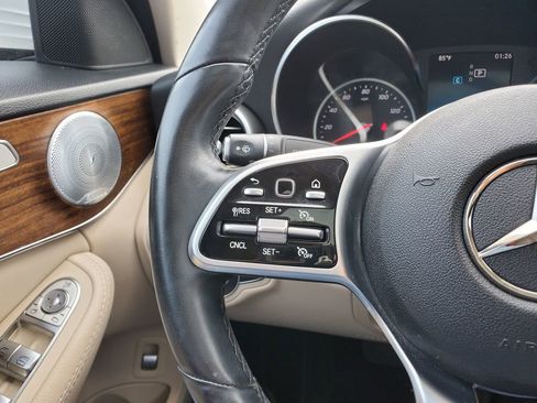 Used 2019 Mercedes-Benz C 300 4MATIC Sedan image 24