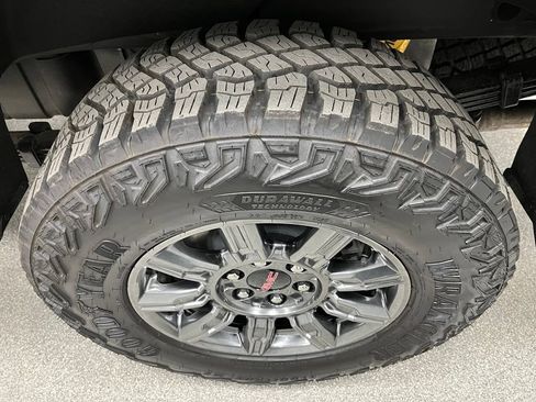 Used 2026 GMC Sierra 1500 AT4X AWD/4WD image 16
