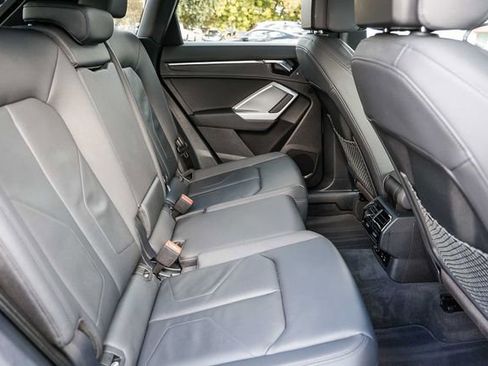 Used 2022 Audi Q3 2.0T Premium image 18