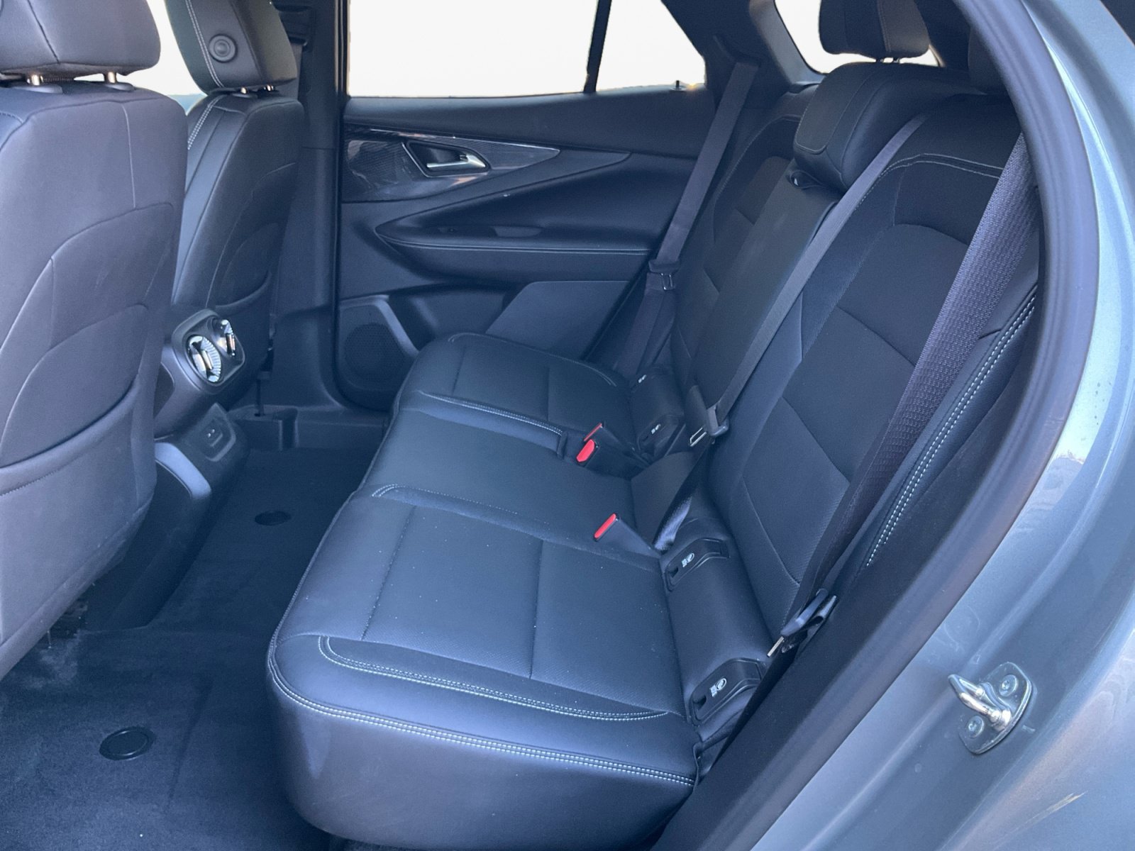 Used 2024 Chevrolet Blazer EV LT AWD/4WD image 15