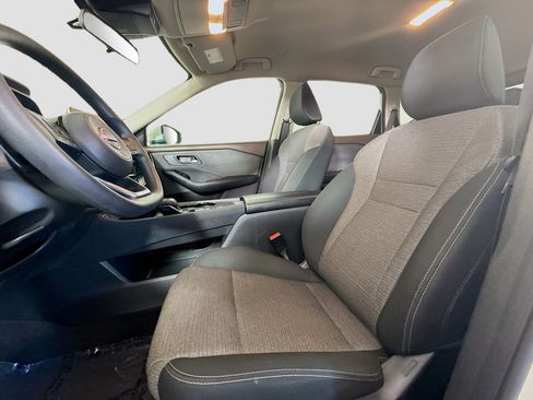 Used 2023 Nissan Rogue SV image 22