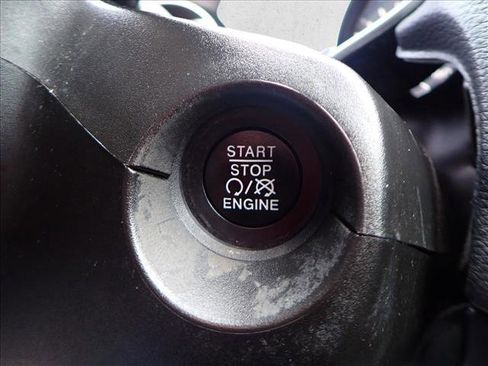 Used 2019 Jeep Compass Sport w/ Tech Group image 21