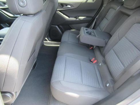 New 2026 Chevrolet Equinox LT image 24