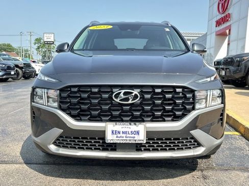 Used 2023 Hyundai Santa Fe SEL FWD image 2