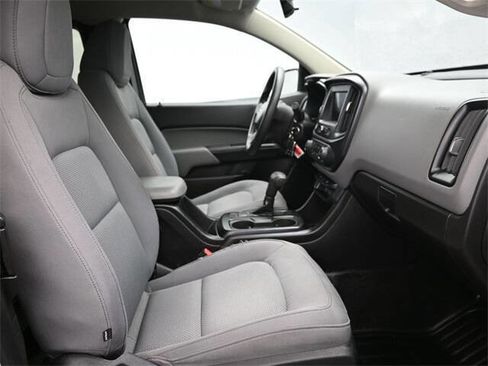 Used 2020 Chevrolet Colorado W/T image 13
