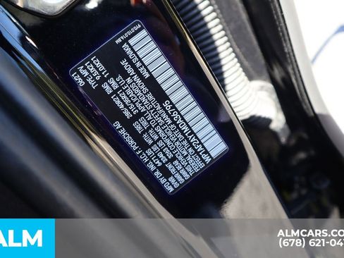 Used 2021 Porsche Cayenne Turbo w/ Assistance Package image 37