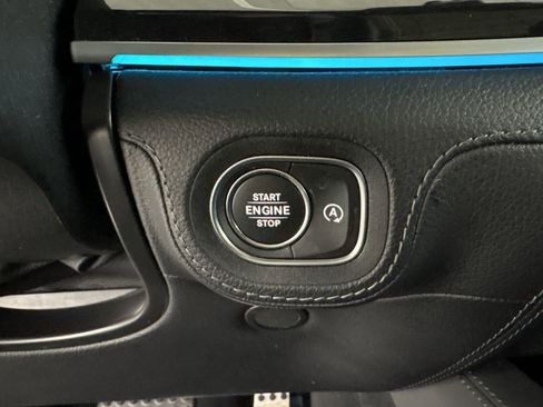 Used 2022 Mercedes-Benz GLS 450 4MATIC image 26