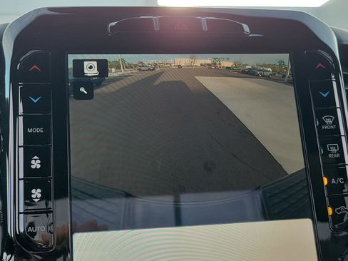 Used 2022 RAM 2500 Tradesman image 24