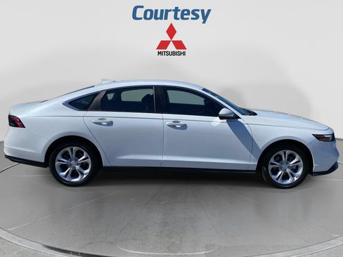 Used 2023 Honda Accord LX image 6