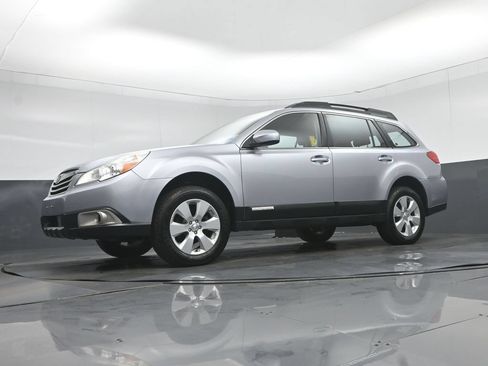 Used 2012 Subaru Outback 2.5i AWD/4WD image 48