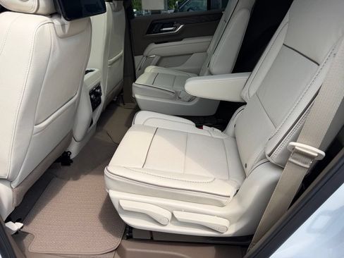 New 2026 GMC Yukon Denali w/ Advanced Technology Package AWD/4WD image 13