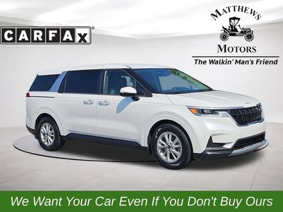 Used 2024 Kia Carnival LX