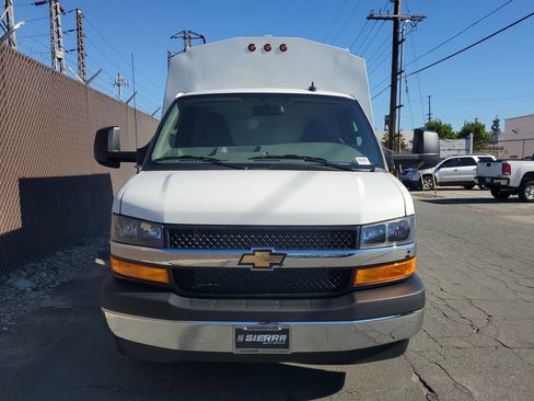 New 2025 Chevrolet Express 3500 w/ Power Convenience Package image 14