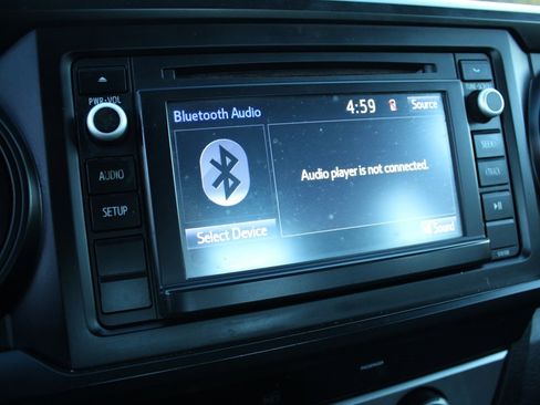 Used 2016 Toyota Tacoma 2WD Access Cab image 23