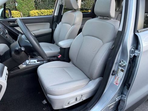 Used 2014 Subaru Forester 2.5i Limited w/ Popular Package #2 AWD/4WD image 15