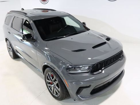 Used 2023 Dodge Durango R/T AWD/4WD image 8