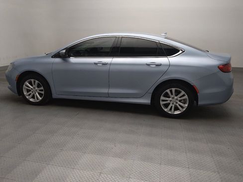 Used 2015 Chrysler 200 Limited w/ Convenience Group FWD image 3
