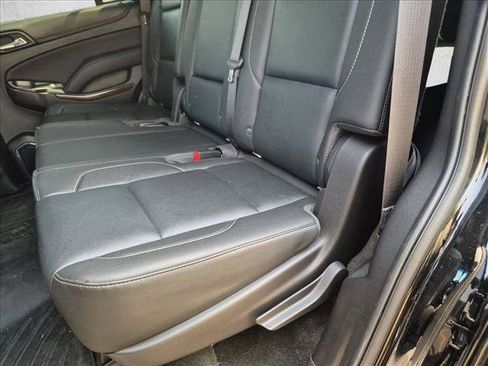 Used 2018 GMC Yukon SLT w/ Open Road Package AWD/4WD image 21