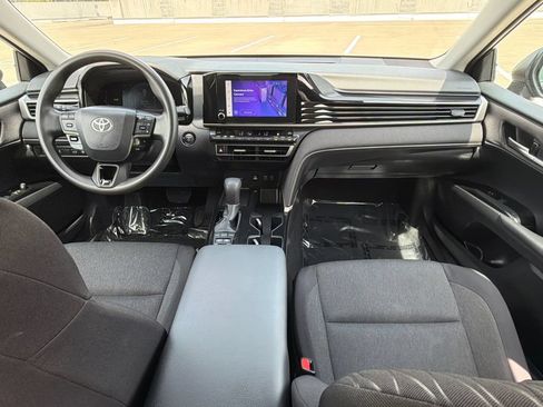 Used 2025 Toyota Camry LE w/ Convenience Package FWD image 12