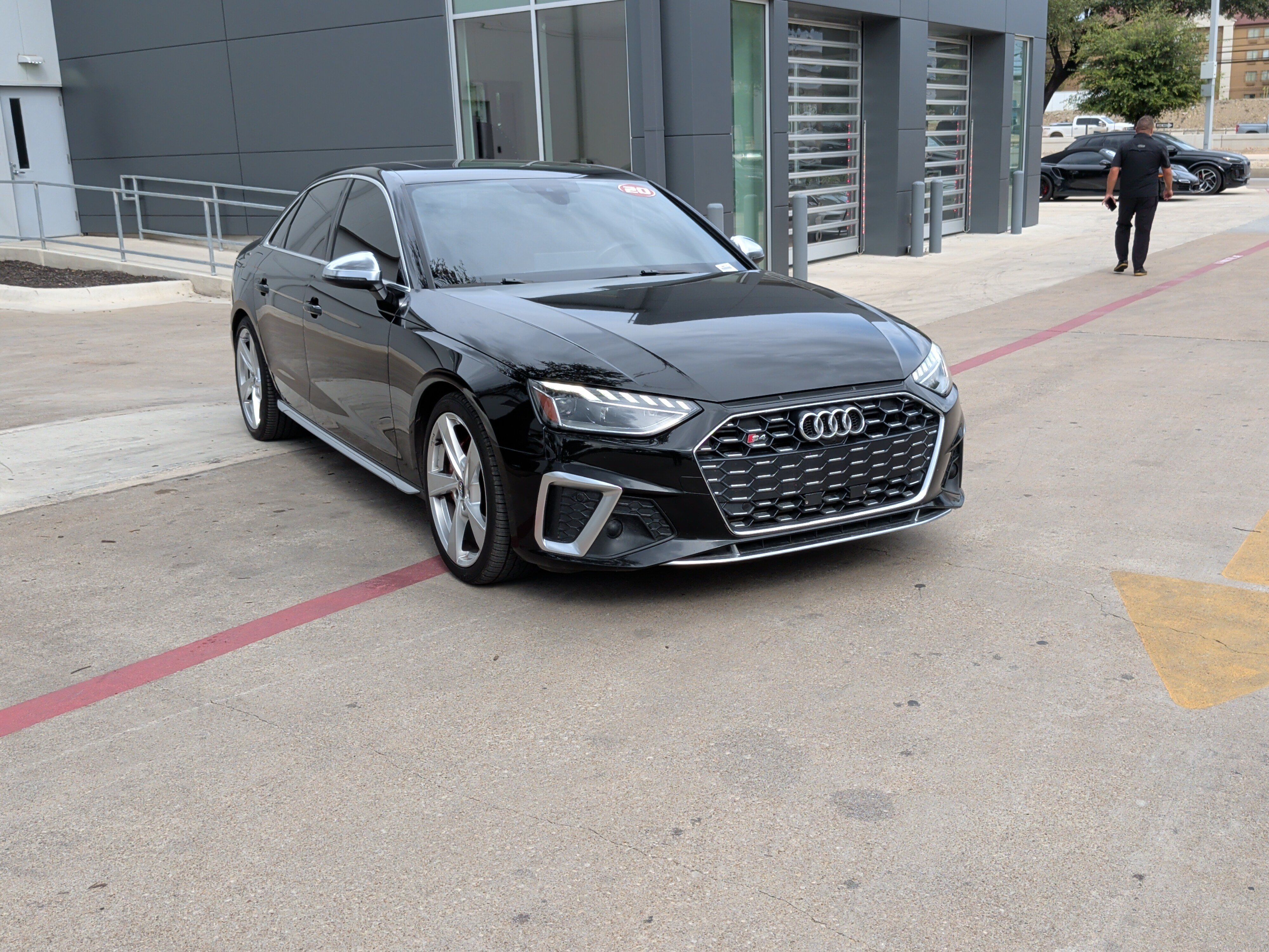 Used 2020 Audi S4 Premium Plus w/ Premium Plus Package AWD/4WD image 2