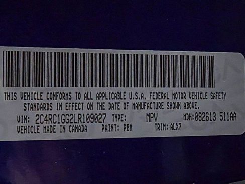 Used 2020 Chrysler Pacifica Limited image 46