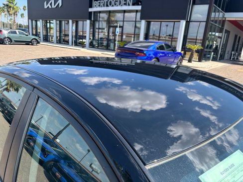 Used 2024 Nissan Altima 2.5 S FWD image 7