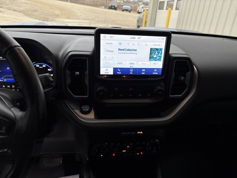 Used 2023 Ford Bronco Sport Outer Banks w/ Tech Package image 19