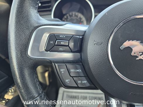 Used 2023 Ford Mustang Coupe image 21