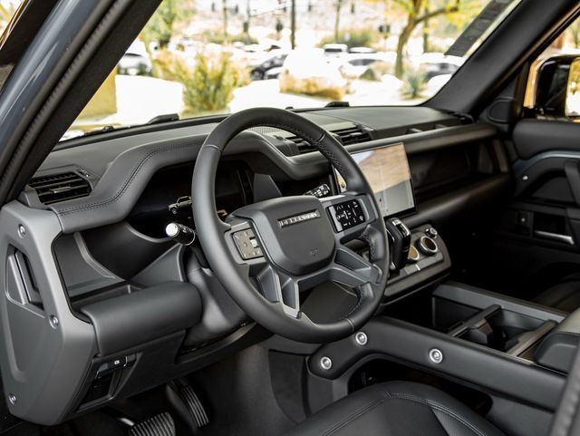 Used 2025 Land Rover Defender 110 S AWD/4WD image 16