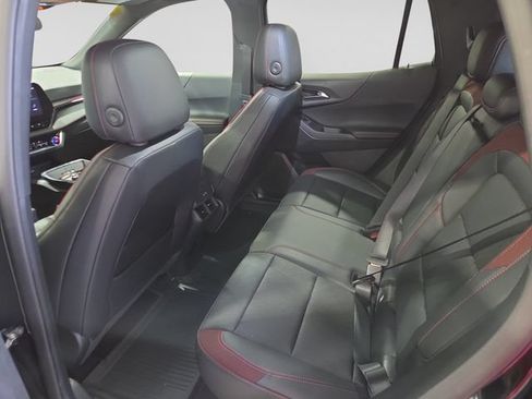 Used 2027 Chevrolet Equinox RS w/ LPO, Floor Liner Package FWD image 9