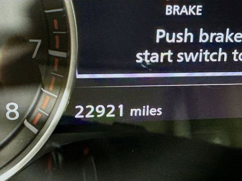 Certified 2024 Nissan Pathfinder SL w/ SL Premium Package image 5