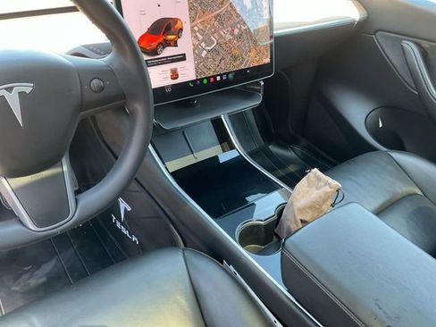 Used 2020 Tesla Model Y Long Range AWD/4WD image 18