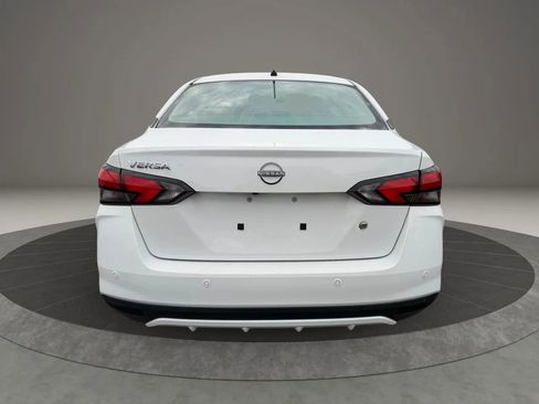 Used 2024 Nissan Versa S w/ Trunk Package image 6