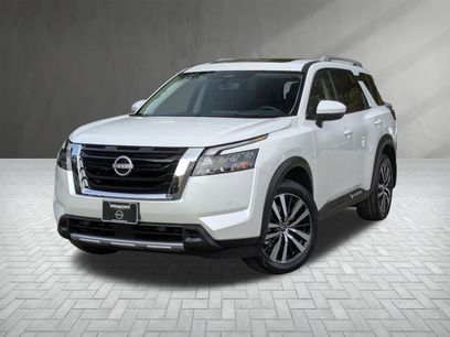New 2025 Nissan Pathfinder Platinum