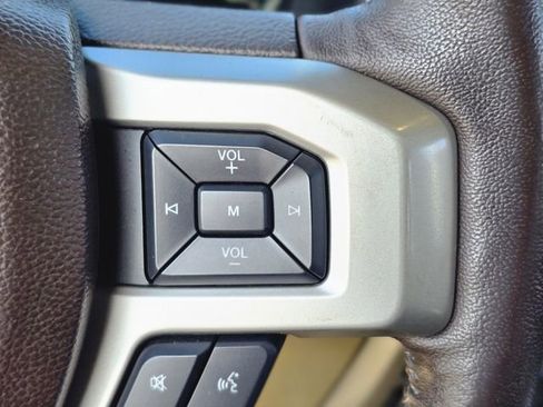 Used 2019 Ford F150 Lariat w/ Equipment Group 502A Luxury image 19