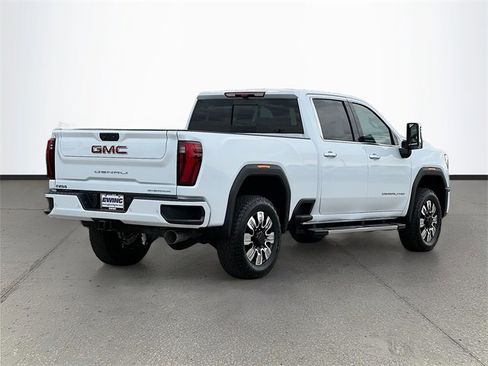 New 2026 GMC Sierra 2500 Denali w/ Denali Reserve Package image 4