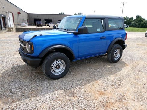 New 2026 Ford Bronco 2-Door AWD/4WD image 8