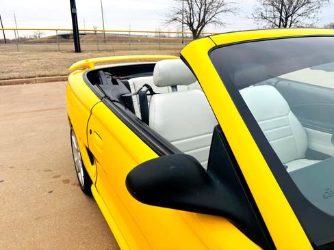 Used 1995 Ford Mustang GT image 38